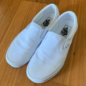 WORN TWICE White Slip on Vans
